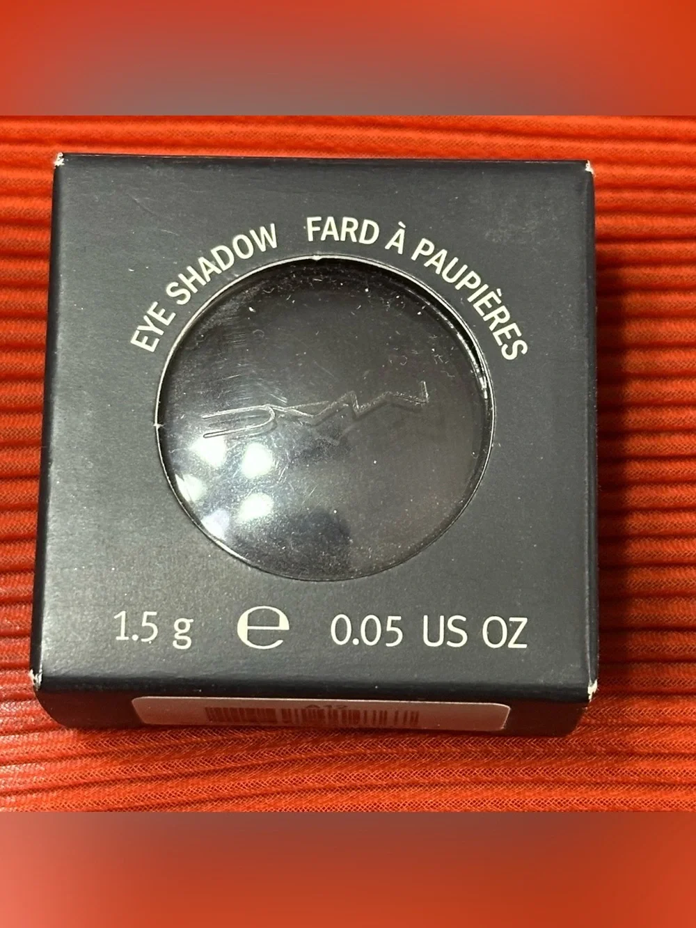 NWT- NIB MAC Cosmetics Single Eyeshadows - Carbon, Grain, Rule, Texture